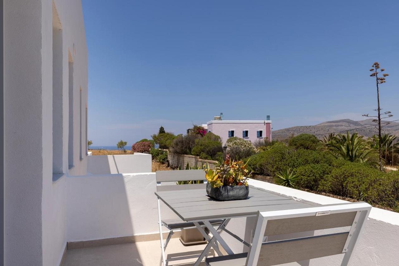 Chrysonisos Suites With Sunset & Seaviews Near Kini エクステリア 写真