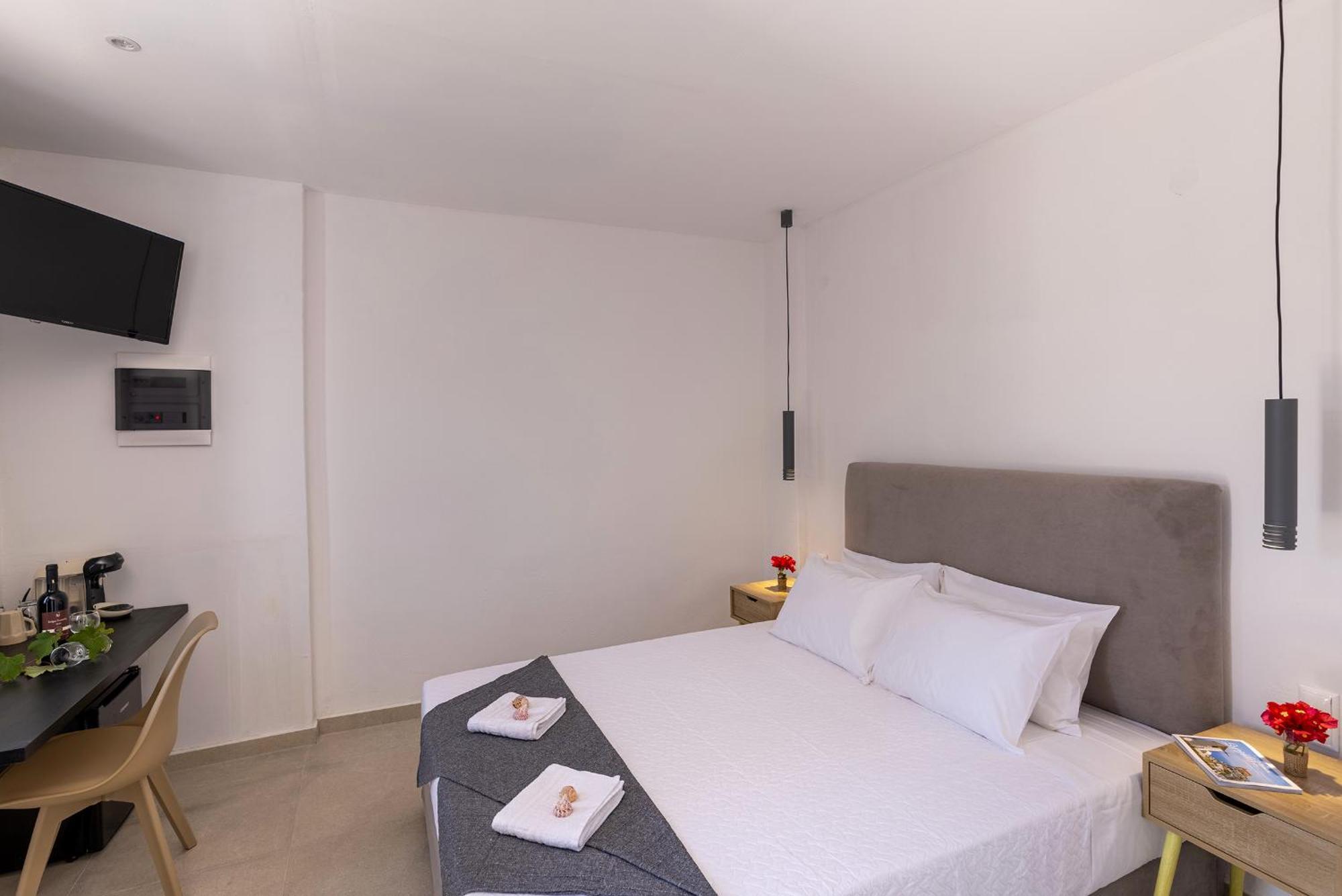 Chrysonisos Suites With Sunset & Seaviews Near Kini エクステリア 写真